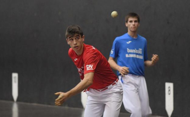 Los subcampeones del GRABNI juvenil, hoy en Zizurkil