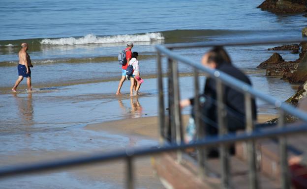 Euskadi suma 103 positivos en el primer día de la nueva normalidad