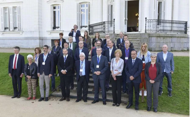Donostia rememora la Conferencia de Aiete que precedió al final de ETA hace diez años