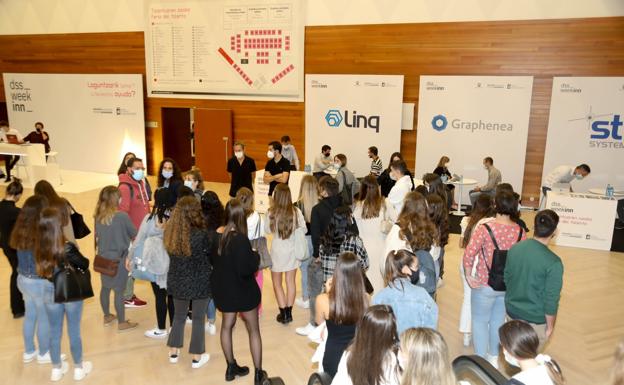 Más de 600 entrevistas de trabajo en la I Feria del Talento