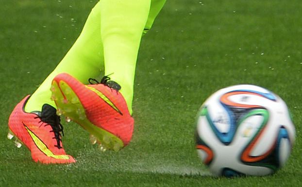 Tras colgar las botas, uno de cada tres futbolistas se divorcia antes del primer año