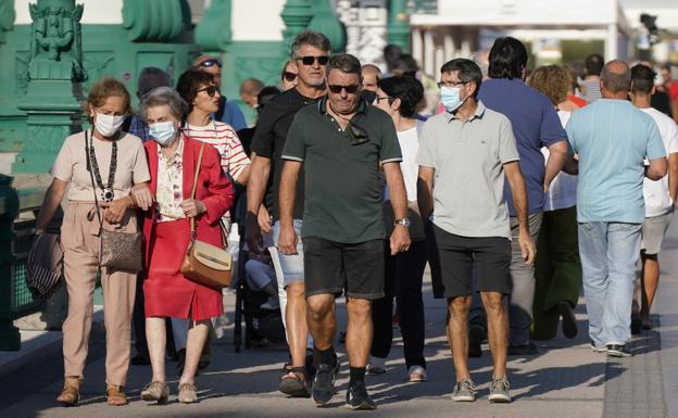El alza de ingresos lleva al Hospital Donostia a utilizar ya una unidad extra para Covid
