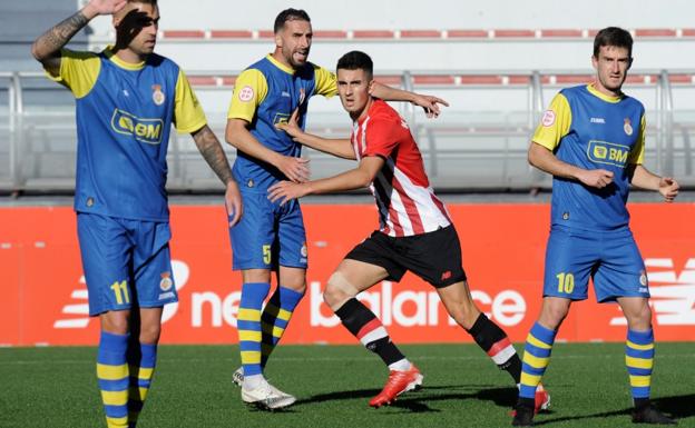 Sin goles en derbi de Primera RFEF
