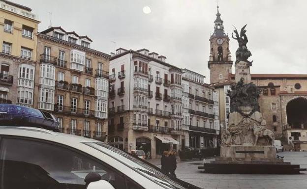 Detenida en Vitoria por agredir con una tijera a una compañera de piso