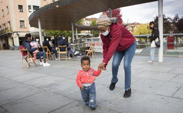 «Estamos cansados de ver pasantes en Irun; ese negocio mueve mucho dinero»