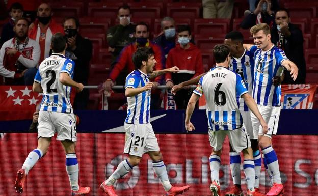 La felicitación en euskera de Odegaard a Sorloth tras su gol al Atlético