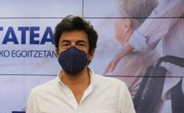 Javier Castro: «La Diputación de Gipuzkoa debe crear un fondo de innovación para las residencias»