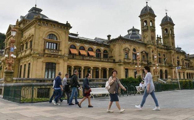 San Sebastián es con 32.700 euros de media el municipio con la mayor renta de Gipuzkoa