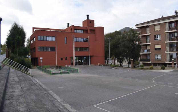 Comienza el concurso de ideas para poder cubrir la plaza Plazido Muxika