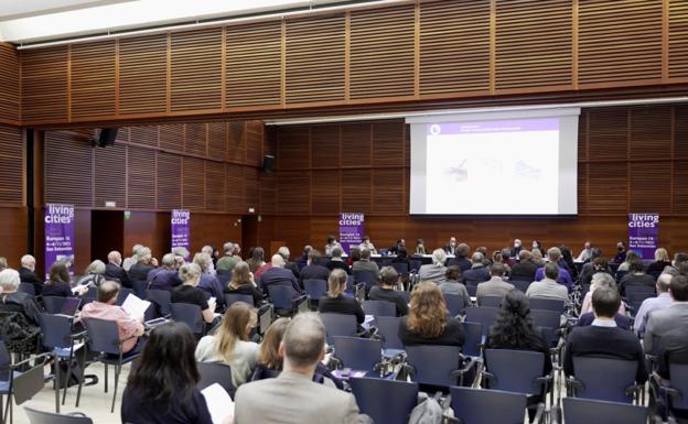 Mugak acoge un congreso y una muestra de arquitectura