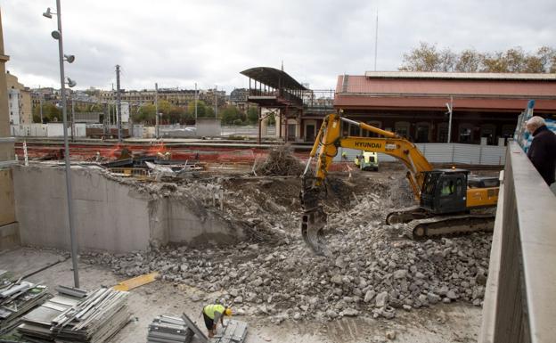 El acceso al pasadizo de Egia desaparece por las obras de la estación de Atotxa