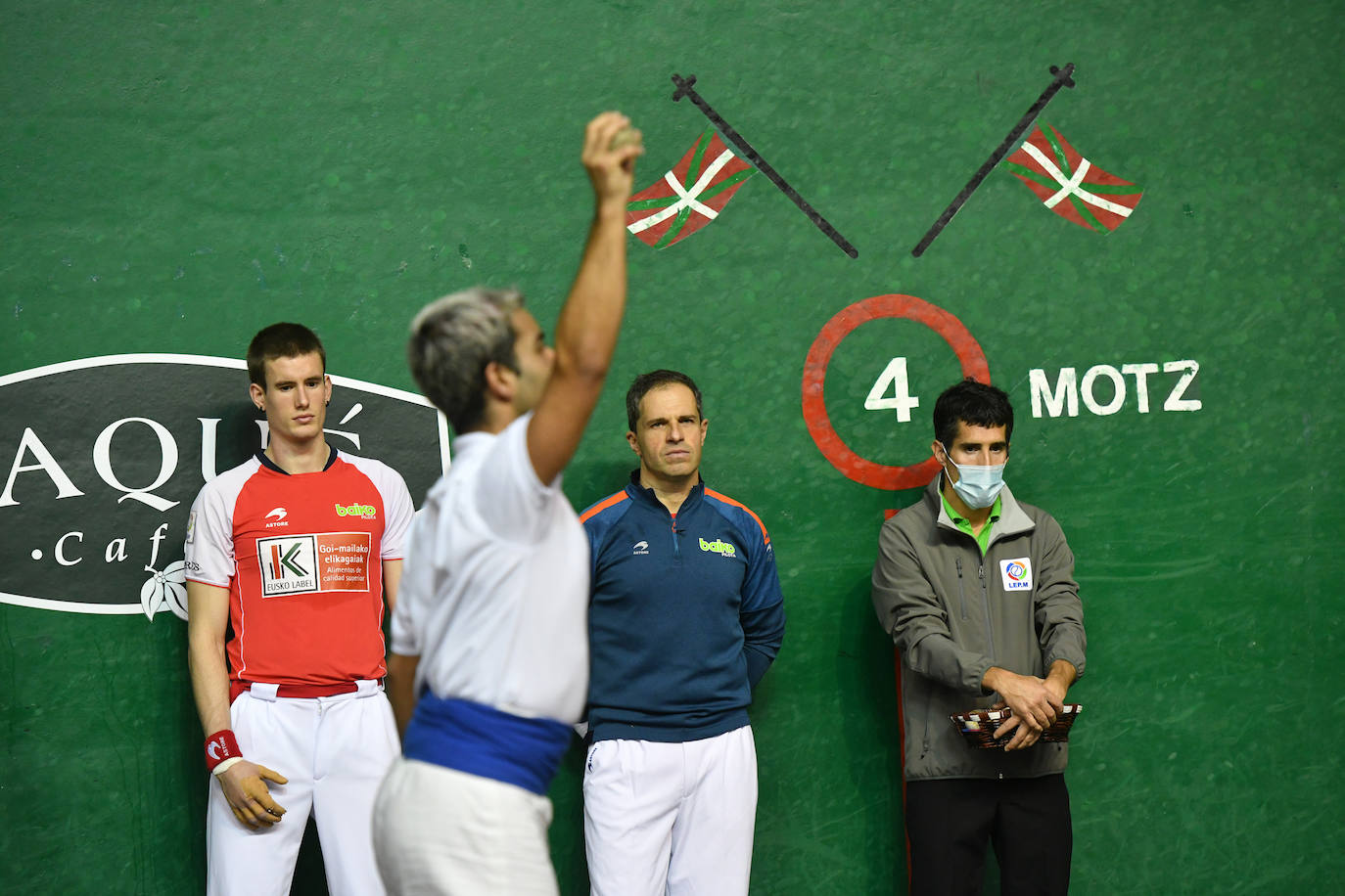 Lleno para despedir a Olaizola en Beotibar