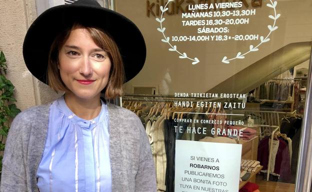Ane Etxebeste, propietaria de Kilukamiluka: «Me roban en la tienda conocidas y mujeres a partir de los 50 años»