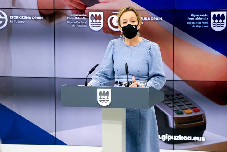 Casi 200 plazas para funcionarios forales en el aire tras la suspensión de ocho OPEs