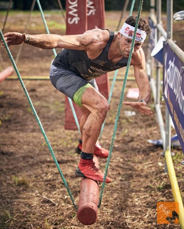 Los campeones Andrea Azkune y Asier Landart superan todos los obstáculos