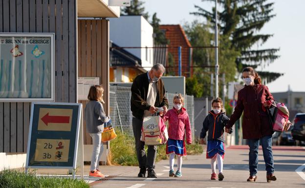 Austria anuncia restricciones máximas y el confinamiento de los no vacunados