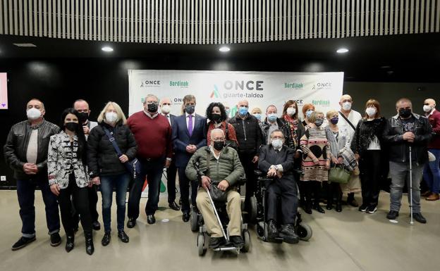 San Sebastián homenajea a trabajadores de la ONCE jubilados o que han recibido la incapacidad