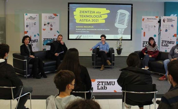 Aire, tierra, agua y espacio dominan en la Semana Internacional de la Ciencia y la Tecnología en el PT Garaia