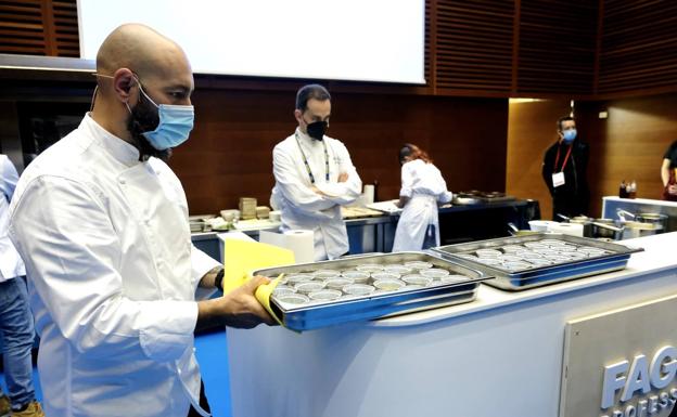 El plato siempre tiene que acabar igual, reluciente