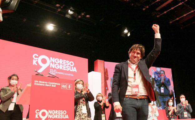 Eneko Andueza dice que el PSE debe «liderar» Euskadi para que se aleje de «la división» y «no se encierre en las obsesiones de algunos»