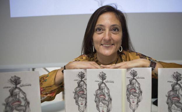La donostiarra Eva Garner publica 'Cinco estaciones', un poemario sobre las emociones