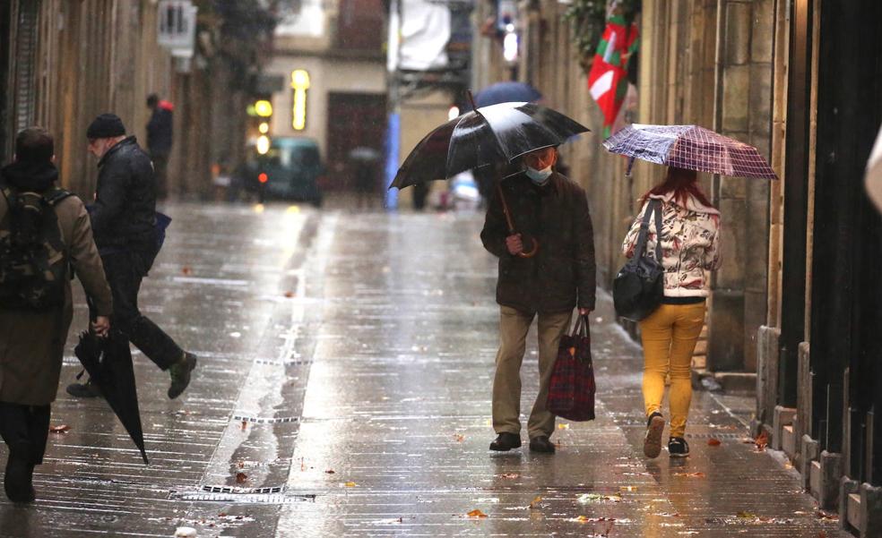 Todo Gipuzkoa entra en zona roja de expansión del Covid y suma más incidencia que Alemania