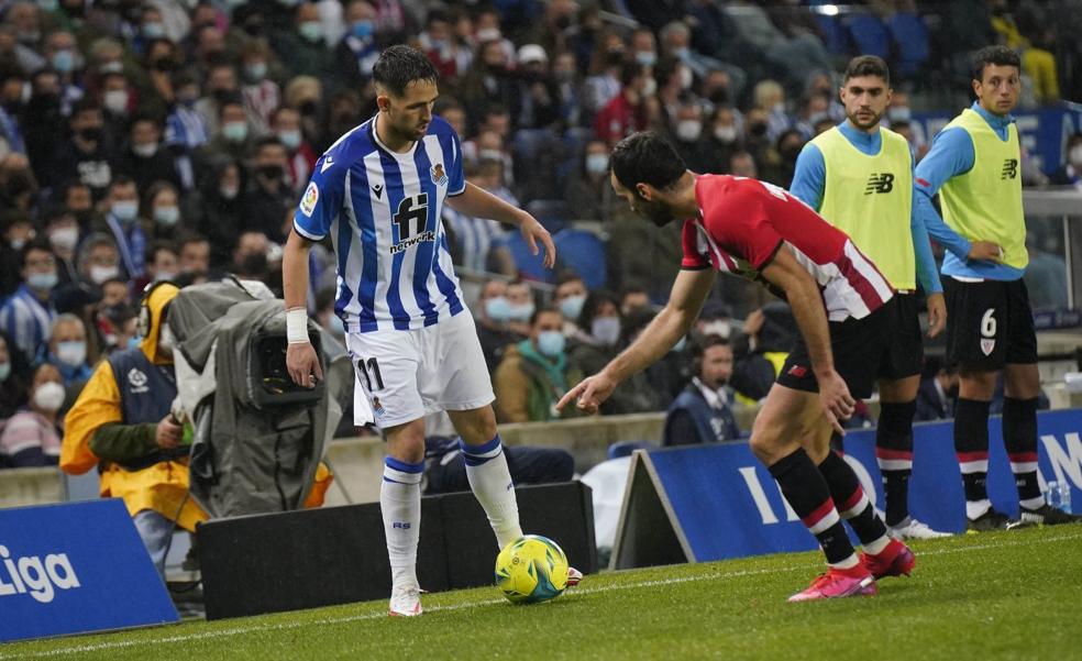 Januzaj y Vinicius: la corbata se ata con el doble Windsor