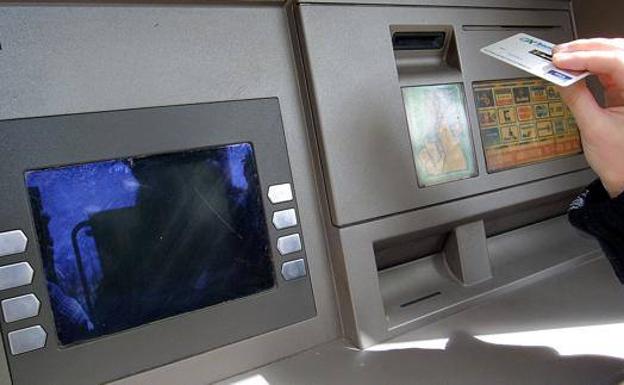 ¿Cuánto dinero puedo sacar del cajero sin declarar?