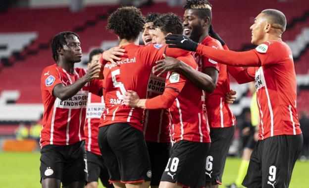 El PSV gana 4-1 al Utrecht y llegará a Donostia con la moral reforzada