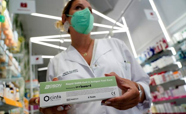 El Gobierno Vasco sugiere hacerse un test de antígenos antes de las reuniones familiares navideñas