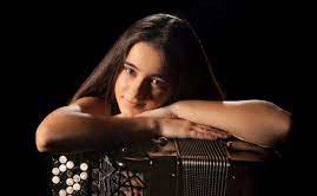 Seis acordeonistas disputan hoy la final del premio internacional Arrasate Hiria