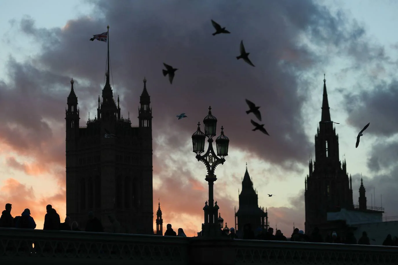 Image of the British Parliament. 
