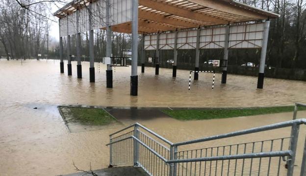 La borrasca Barra mantiene en alerta a los servicios de emergencia