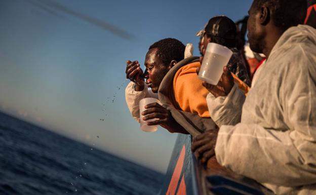 Aurreneko astean, harrera beroa egin diote ikusleek 'Aita Mari' filmari