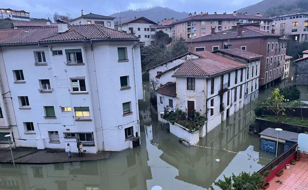 «Nadie en el barrio podía dormir; daba miedo ver cómo estaba el río»