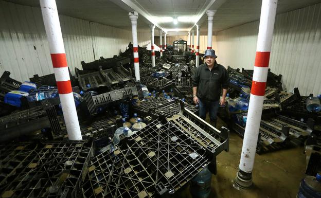 El temporal destroza la planta de Aguas Alzola en Elgoibar y para su producción 15 días
