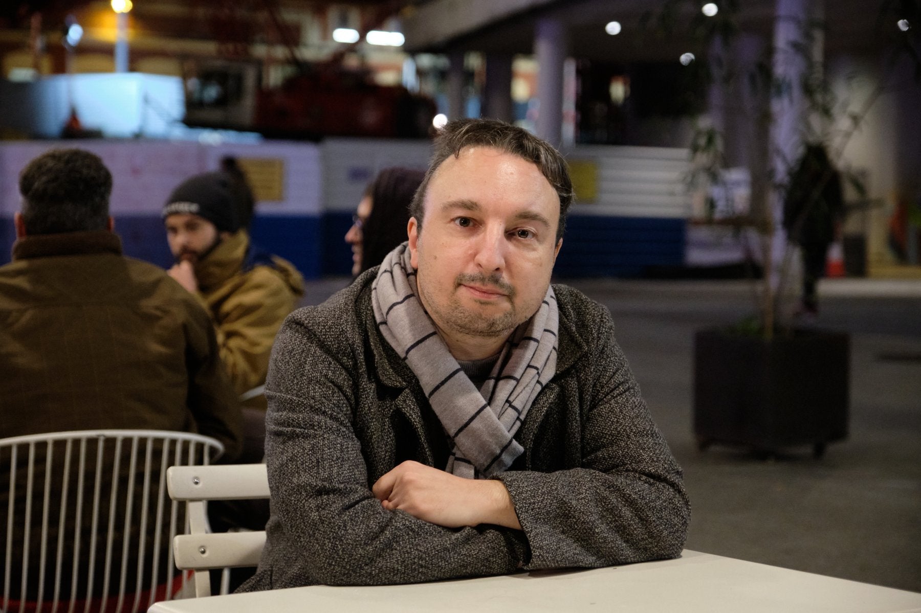 «Las redes importan en una campaña, pero la clave es que el político pise la calle»