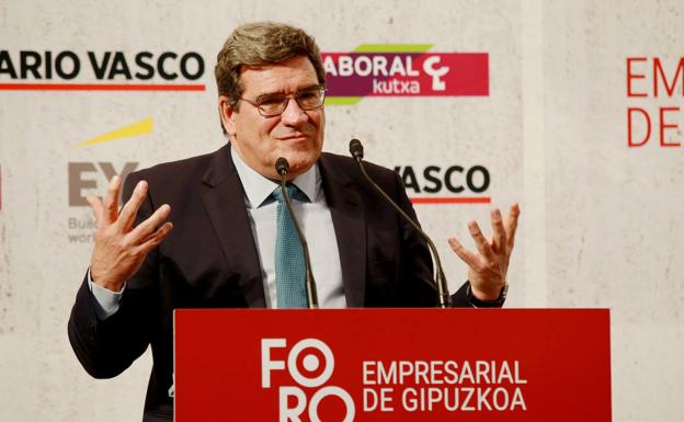 El ministro Escrivá responde: «el problema de las pensiones a medio plazo en España está magnificado»