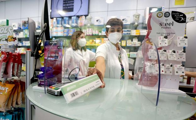 Las farmacias de Gipuzkoa sufren problemas de suministro de test caseros en vísperas de la Navidad