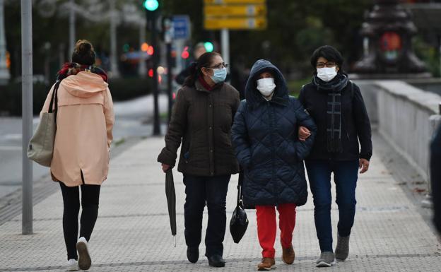 Las UCIs vascas atienden a cien pacientes con Covid, la cifra más alta en siete meses
