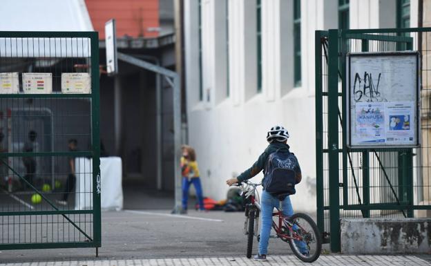 Nuevo récord de aulas cerradas en Euskadi a las puertas de Navidad