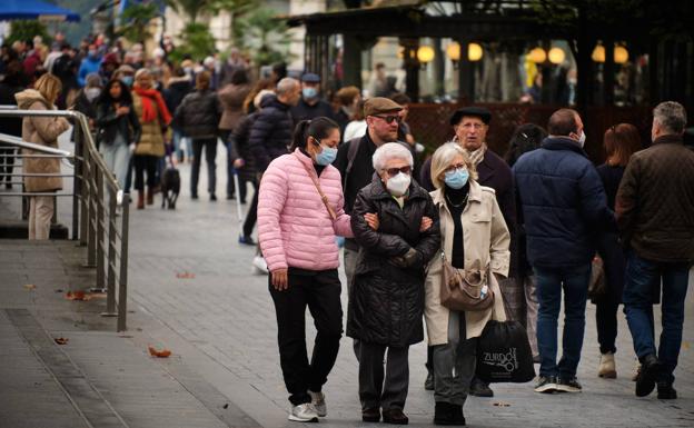 Urkullu pide limitar las reuniones familiares en Navidad tras un nuevo récord de contagios