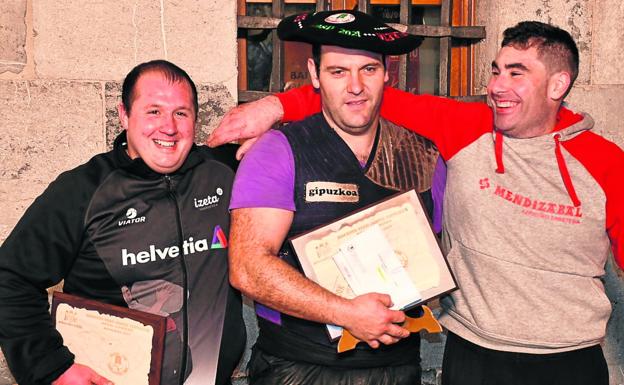 Jokin Eizmendik laugarren txapela jantzi du