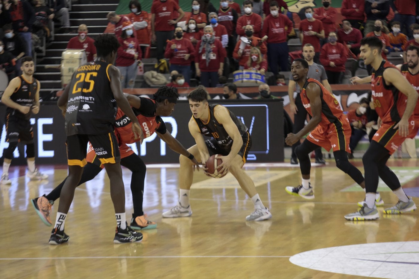 Hay que sudar mucho para ganar a este Juaristi Iraurgi