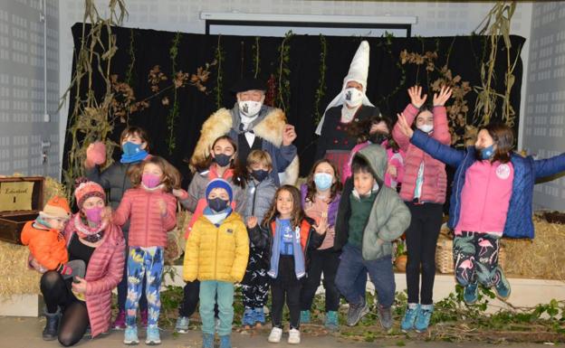 Eskutitzak jasota, guztia prest!