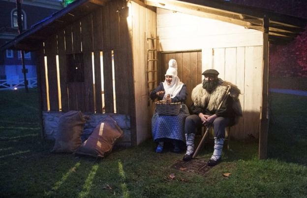 Olentzero y Mari Domingi visitan hoy Kasino Zaharra