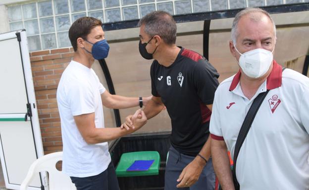 Un derbi protagonizado por el Covid