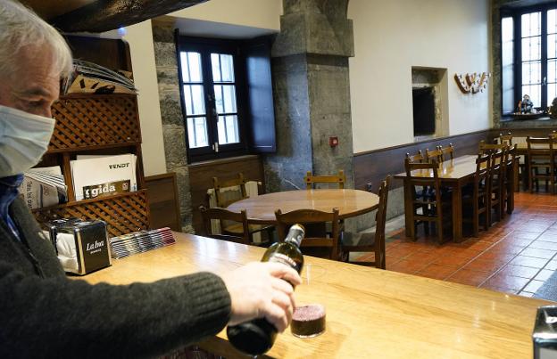 Ostatu Orendain, la tasca de Enkarni y Pablo