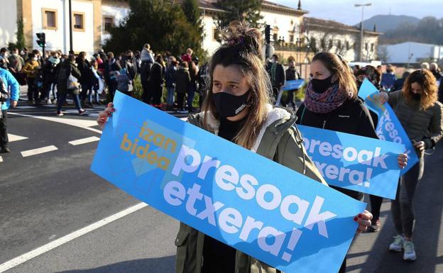 La AVT reclama al Gobierno que prohíba las marchas de Sare de mañana