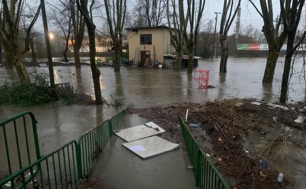 La lluvia vuelve a provocar inundaciones en Hernani